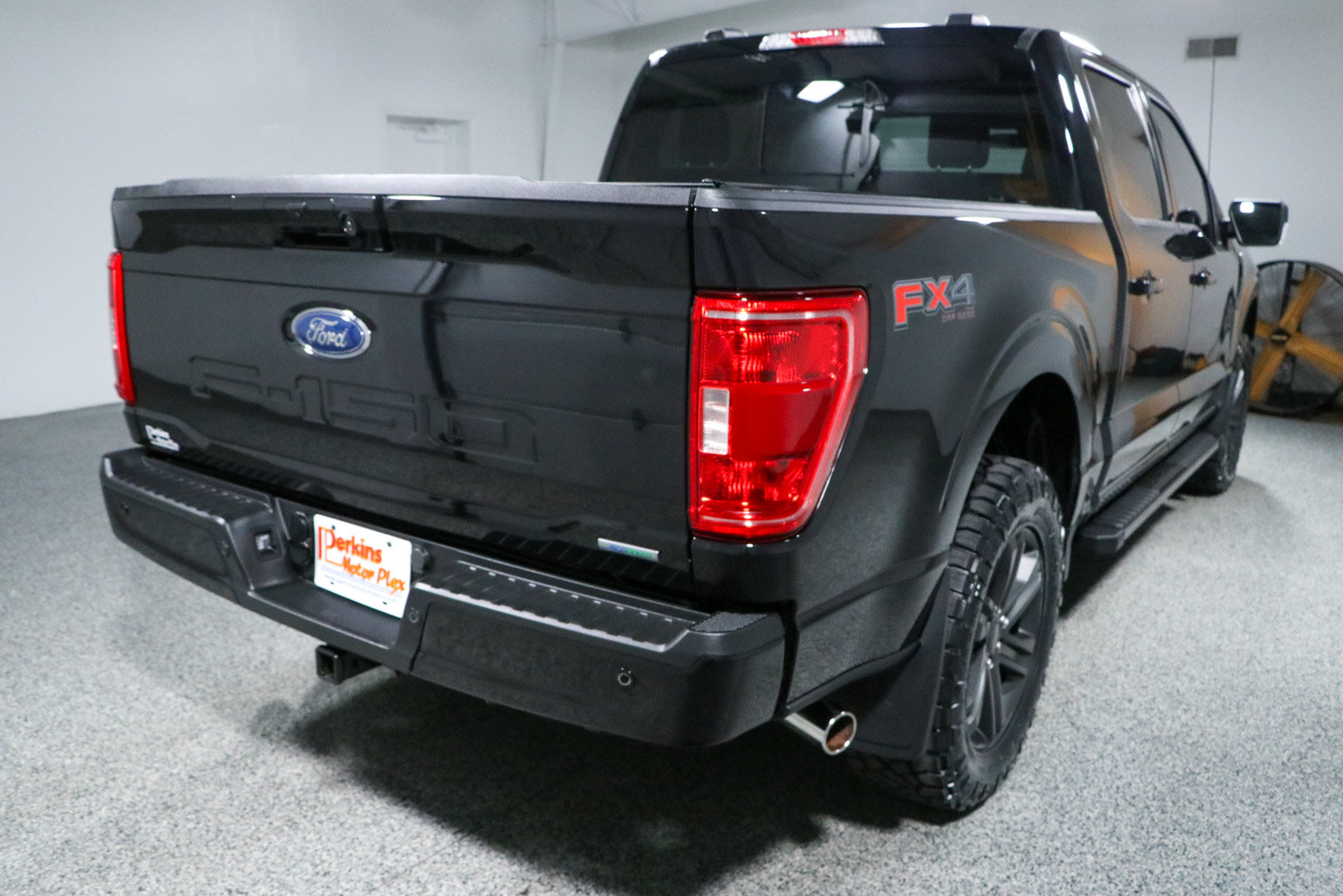 Used 2023 Ford F150 XLT w/ Equipment Group 302A High AWD/4WD image 8