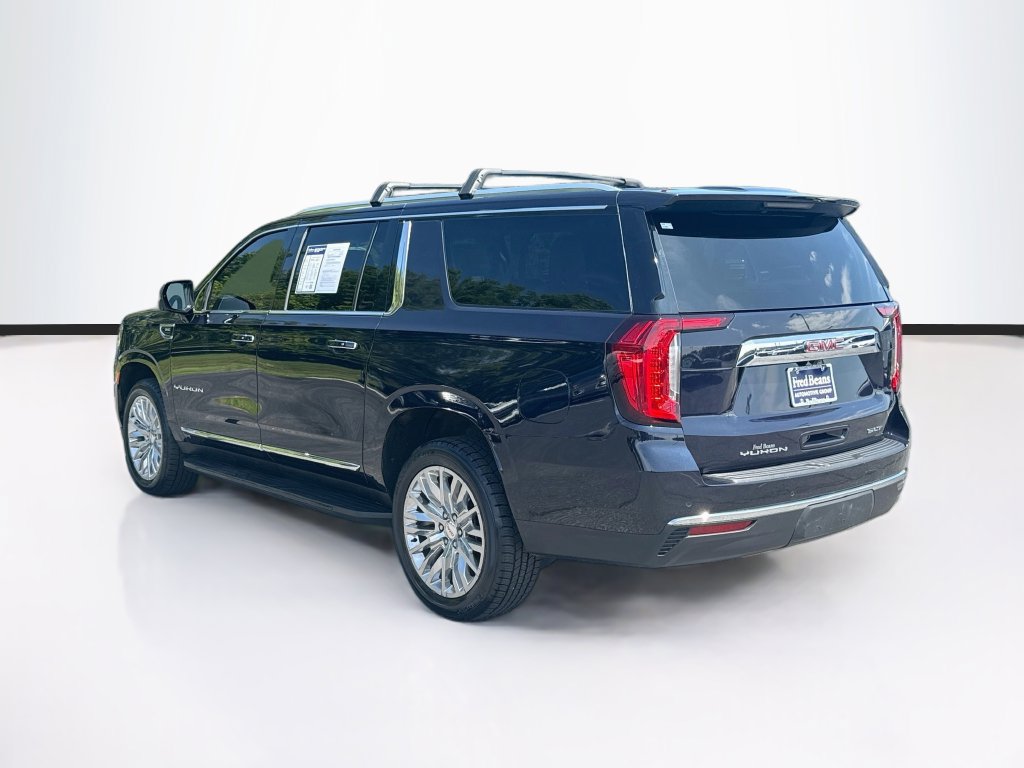 Used 2024 GMC Yukon XL SLT w/ SLT Premium Package AWD/4WD image 8