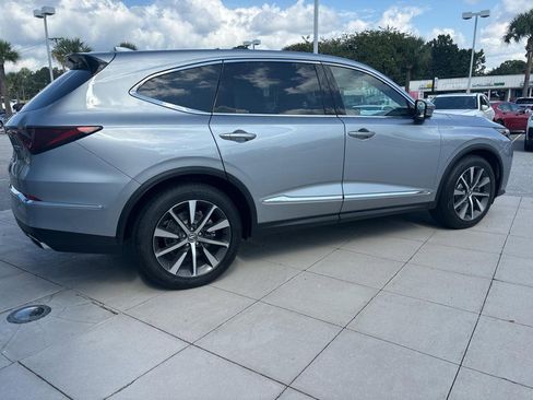 Certified 2025 Acura MDX FWD w/ Technology Package image 5