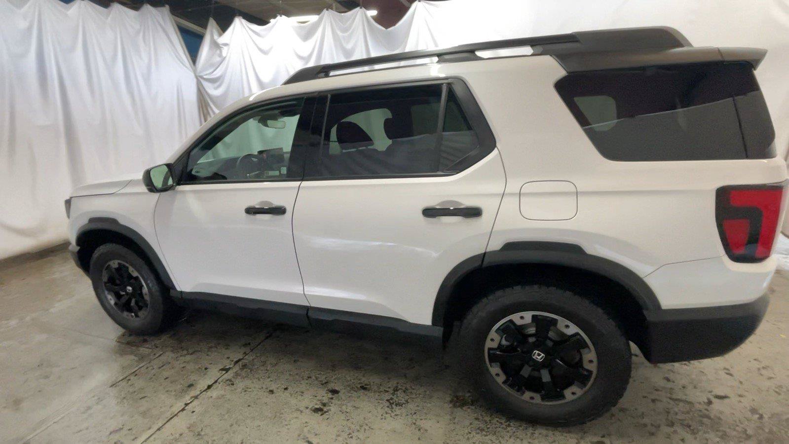 Used 2026 Honda Passport TrailSport Elite image 11