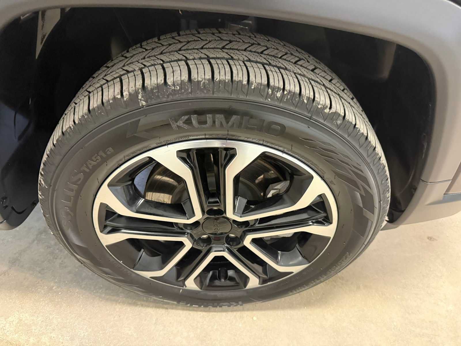 Used 2023 Jeep Compass Limited AWD/4WD image 12