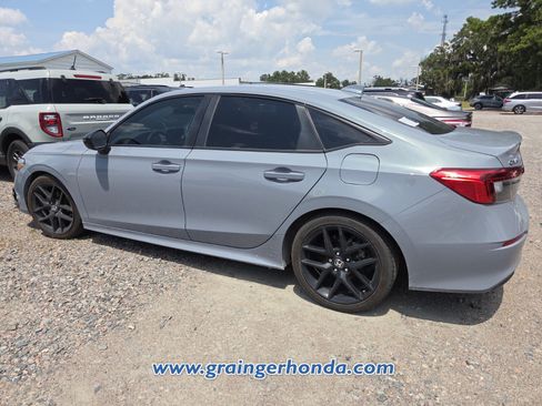 Used 2024 Honda Civic Sport image 9
