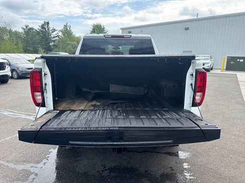 Used 2021 GMC Sierra 1500 Elevation w/ LPO, Elevation Black Package AWD/4WD image 11