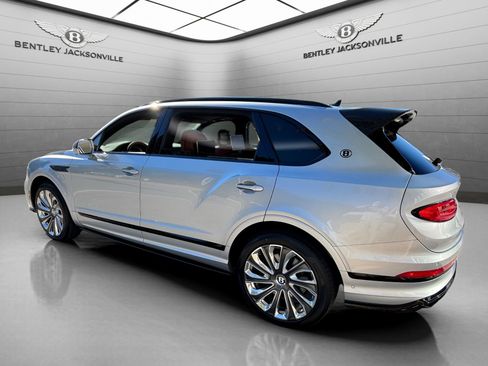 New 2025 Bentley Bentayga Extended Wheelbase AWD/4WD image 3