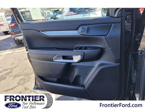 Used 2024 Ford Ranger Lariat w/ FX4 Off-Road Package image 14