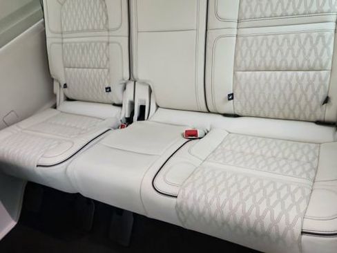 Used 2024 Lincoln Navigator L Black Label image 31