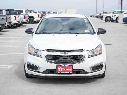 Used 2016 Chevrolet Cruze LS FWD image 2