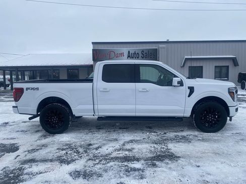 Used 2025 Ford F150 Lariat w/ FX4 Off-Road Package image 2