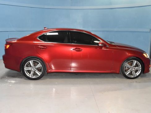 Used 2013 Lexus IS 250 w/ Premium Pkg Value Edition RWD image 20