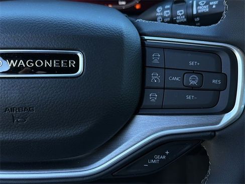 New 2026 Jeep Grand Wagoneer Limited image 28