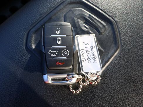 Used 2021 RAM 1500 Laramie image 39