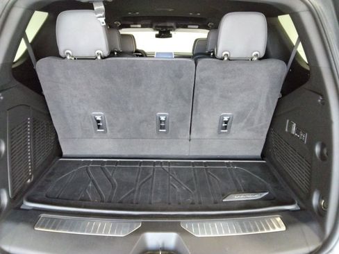 Used 2023 Chevrolet Tahoe Premier image 10