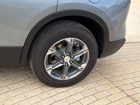 Used 2025 Chevrolet Blazer LT image 12