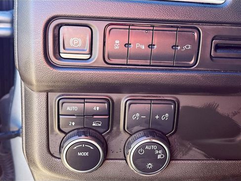 Used 2021 Chevrolet Tahoe RST AWD/4WD image 10