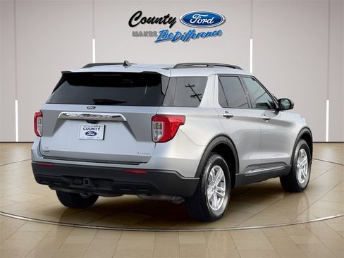 Used 2021 Ford Explorer XLT w/ Class III Trailer Tow Package image 8