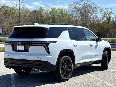 New 2026 Chevrolet Traverse RS FWD image 23