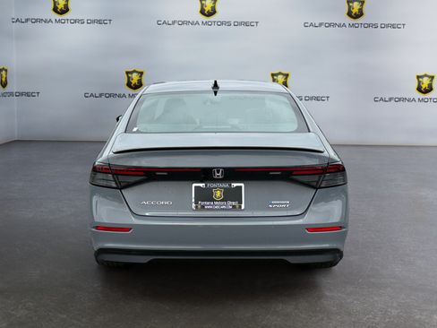 Used 2023 Honda Accord Sport image 4