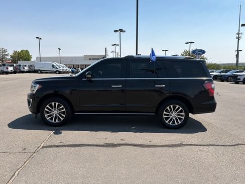 Certified 2018 Ford Expedition Limited w/ Equipment Group 301A AWD/4WD image 2