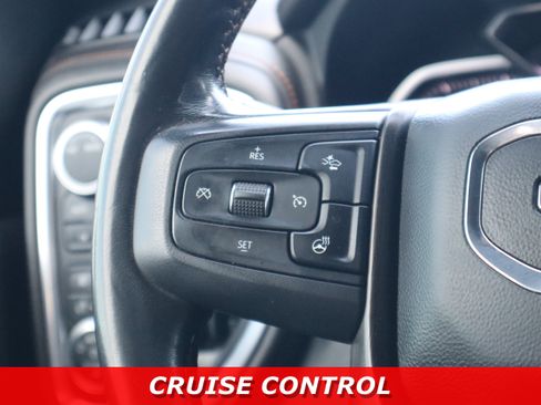 Used 2022 GMC Sierra 2500 AT4 w/ AT4 Premium Plus Package AWD/4WD image 17