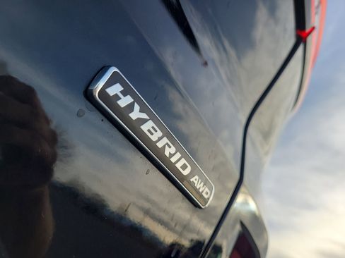 Used 2023 Ford Escape Platinum w/ Premium Technology Package image 17