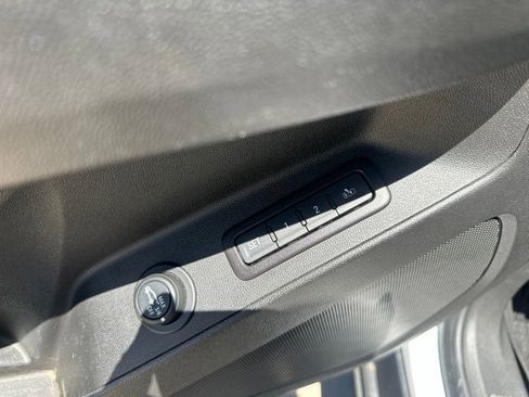 Certified 2020 Chevrolet Equinox Premier AWD/4WD image 18