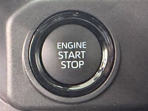 Used 2026 Toyota Tacoma SR5 AWD/4WD image 29