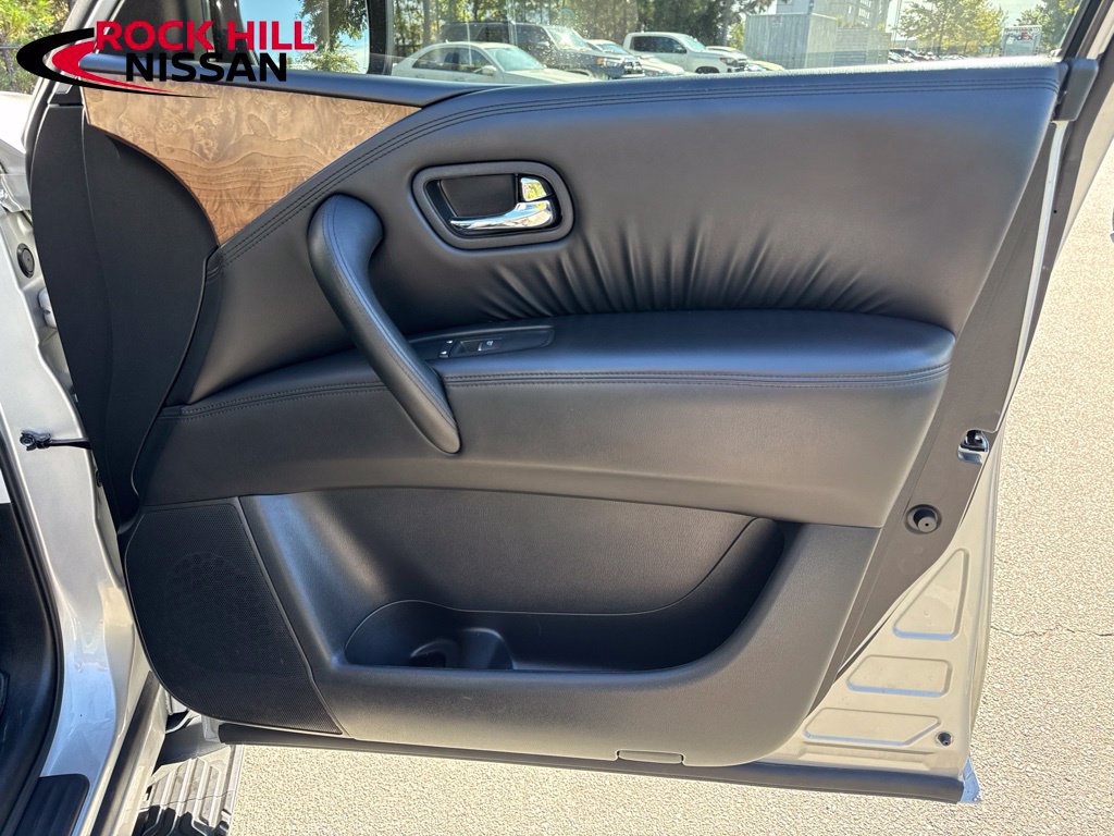 Used 2023 Nissan Armada SL w/ Captain's Chairs Package AWD/4WD image 37