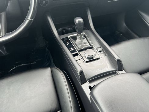 Used 2023 MAZDA MAZDA3 s image 29