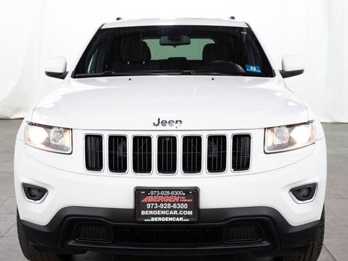 Used 2015 Jeep Grand Cherokee Laredo w/ Quick Order Package 23E AWD/4WD image 2