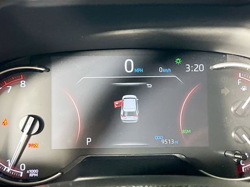 Used 2025 Toyota RAV4 XLE w/ Convenience Package FWD image 23