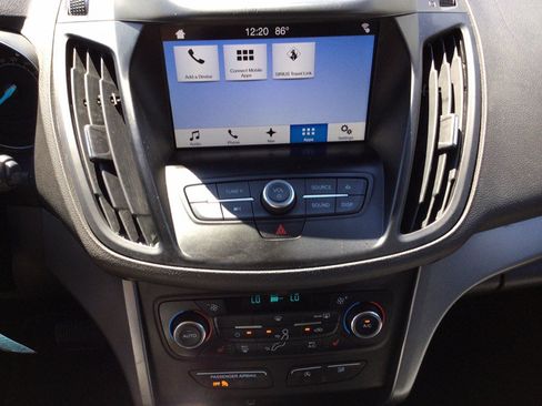 Used 2017 Ford Escape SE w/ Equipment Group 201A AWD/4WD image 37