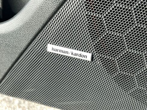 Certified 2025 Subaru Crosstrek 2.5i Limited w/ Crosstrek Mirror Package image 30