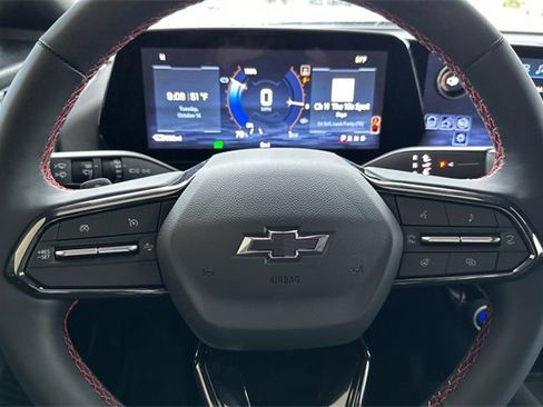 New 2026 Chevrolet Equinox EV RS image 29