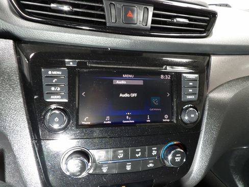 Used 2020 Nissan Rogue Sport S AWD/4WD image 15