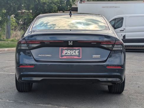 Used 2024 Honda Accord Touring image 7