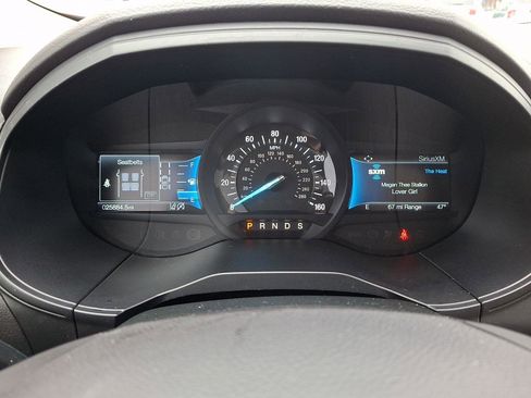 Used 2022 Ford Edge Titanium image 18