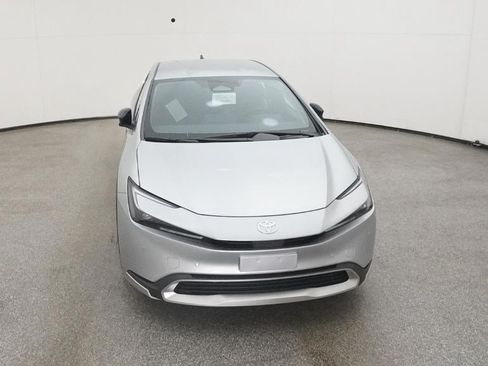 Used 2026 Toyota Prius Plug-In Hybrid FWD image 2