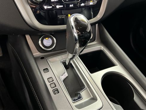 Used 2024 Nissan Murano SV image 22