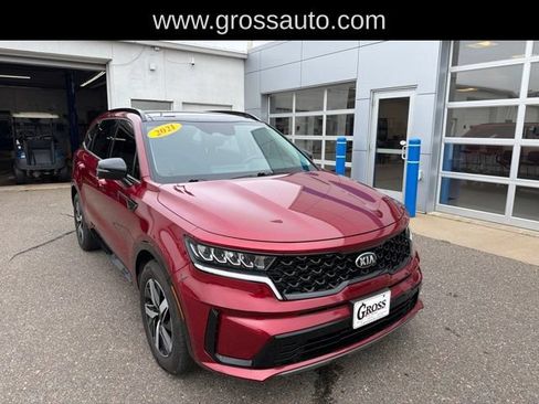 Used 2021 Kia Sorento S w/ Panoramic Sunroof Package FWD image 2