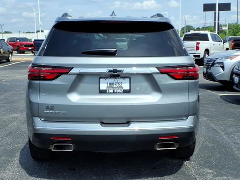 Used 2023 Chevrolet Traverse High Country w/ LPO, Cargo Package FWD image 32