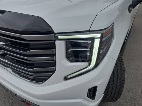 Used 2025 GMC Sierra 1500 AT4 w/ AT4 Premium Package image 26