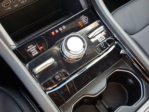 New 2025 Jeep Grand Cherokee Overland w/ Trailer Tow Package image 11