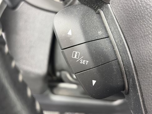 Used 2014 Subaru Forester 2.5i Limited w/ Popular Package #1 AWD/4WD image 32
