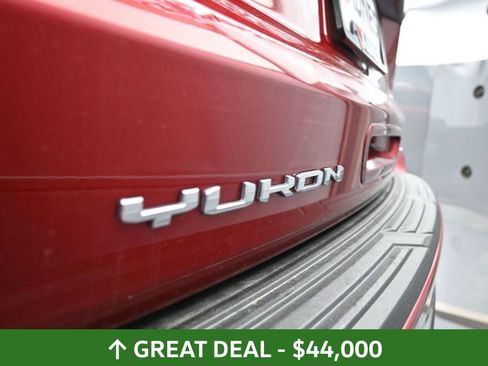 Used 2021 GMC Yukon XL SLT image 17