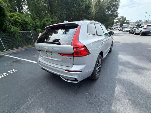 Used 2025 Volvo XC60 B5 Plus AWD/4WD image 13
