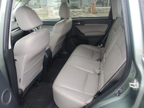 Used 2017 Subaru Forester 2.5i Limited AWD/4WD image 12