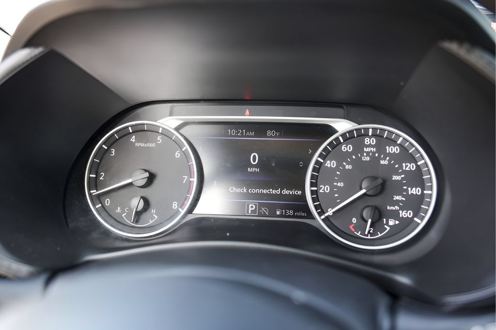 Used 2024 Nissan Sentra SV FWD image 13