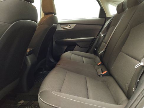 Used 2021 Kia Forte LXS FWD image 18