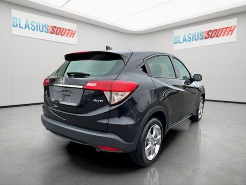 Used 2020 Honda HR-V LX image 3