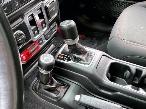 Used 2020 Jeep Wrangler Rubicon image 14